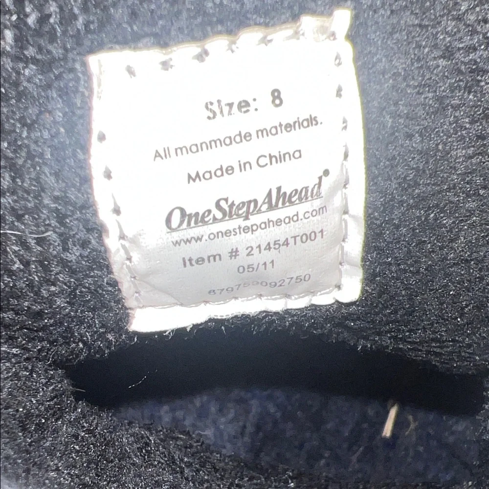 Size 8 One Step Ahead Black Winter Boots with Velcro Strap. Snow, ice.
